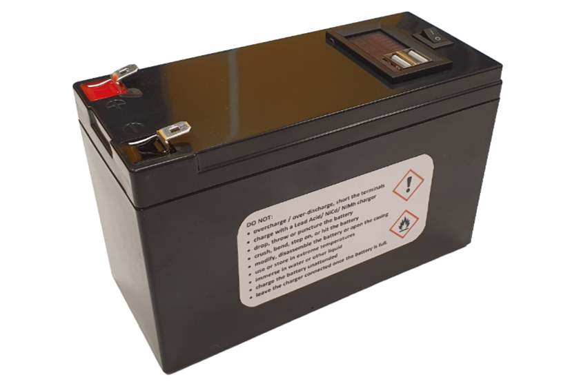 atom waverunner bait boat battery